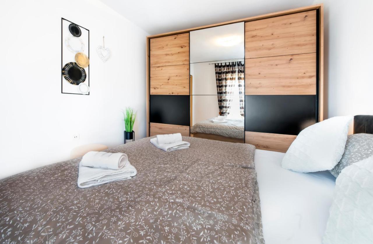 Apartma Lea's *